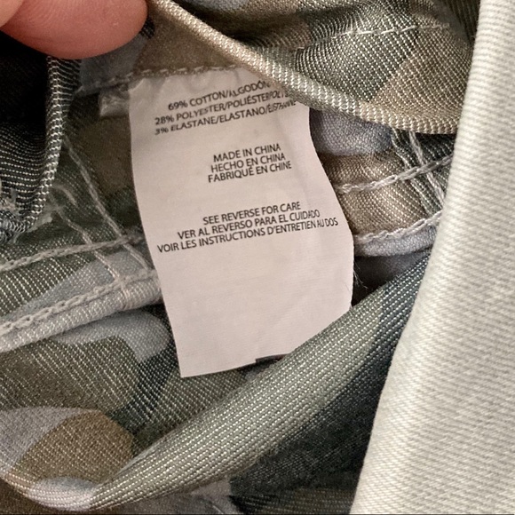 NWT Reversible Grey Camo Denim Jacket Code Bleu - Picture 4 of 6